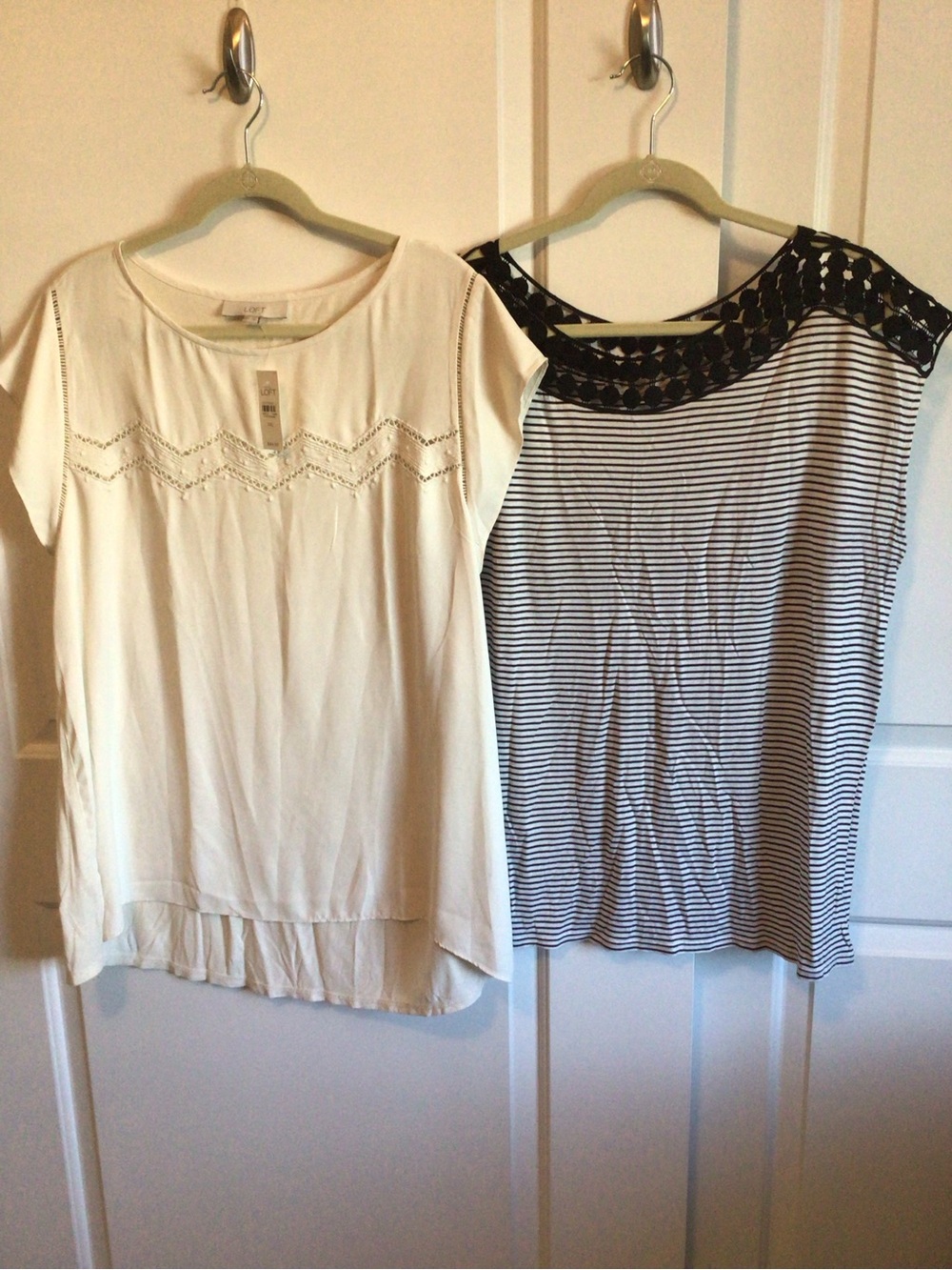 LOFT Cream Embroidered Chevron Front Blouse
Loft Black and White Striped